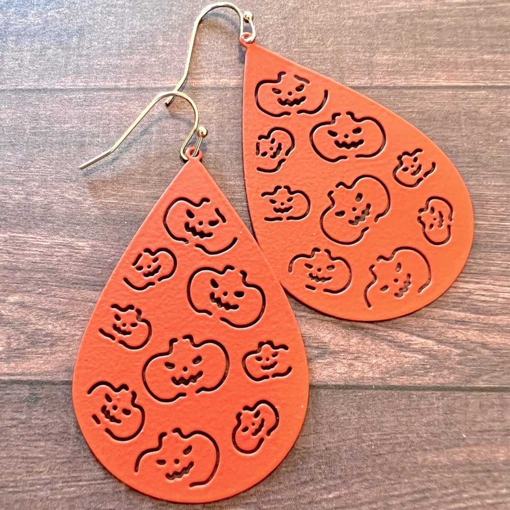 Orange Pumpkin 🎃 Jack-O-Lantern Teardrop Earrings